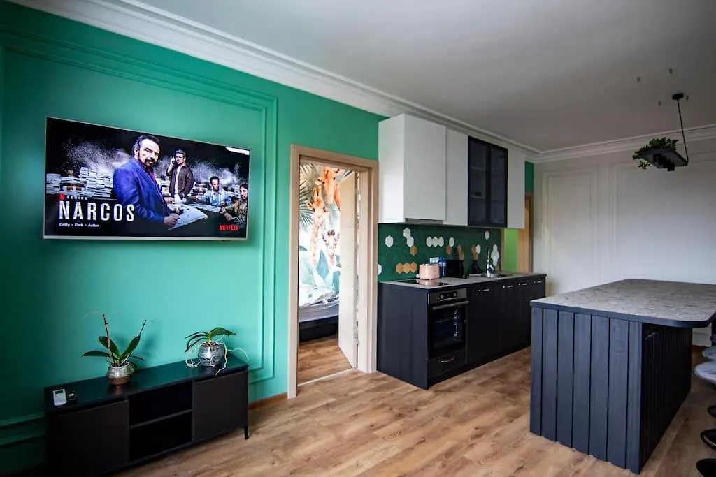 Jungle Apartment In The Center Sofía