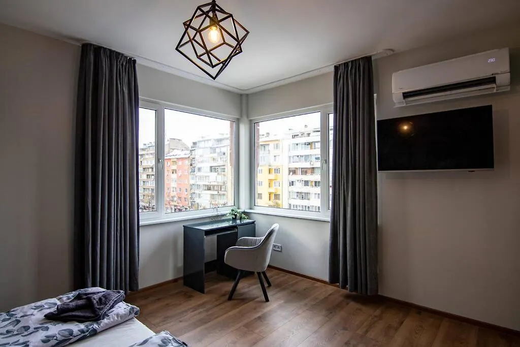 Jungle Apartment In The Center Sofia Bulgaria